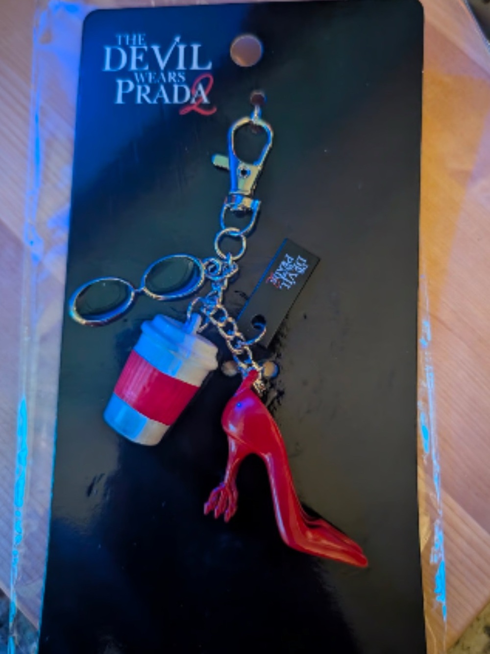 The Devil Wears Prada 2 Bag Charm (Cinnemark Theater Exclusive) NWT - Picture 4 of 5